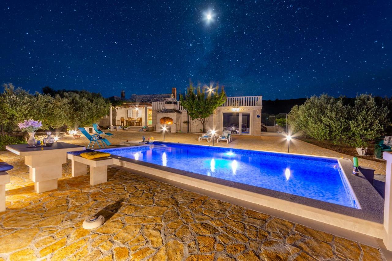 Vila Maslinica ปูชิสชา ภายนอก รูปภาพ